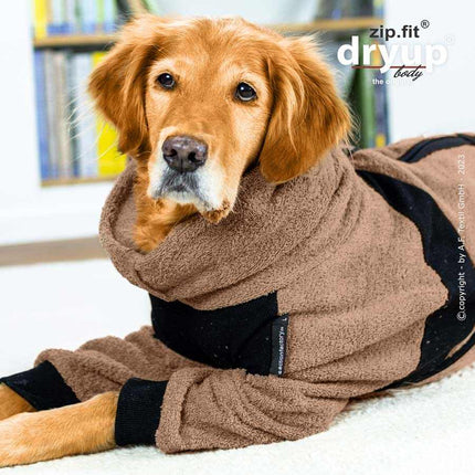DRYUP BODY® Coffee – Hundebademantel mit Beinen aus Baumwoll-Frottee, ideal für nasse Tage